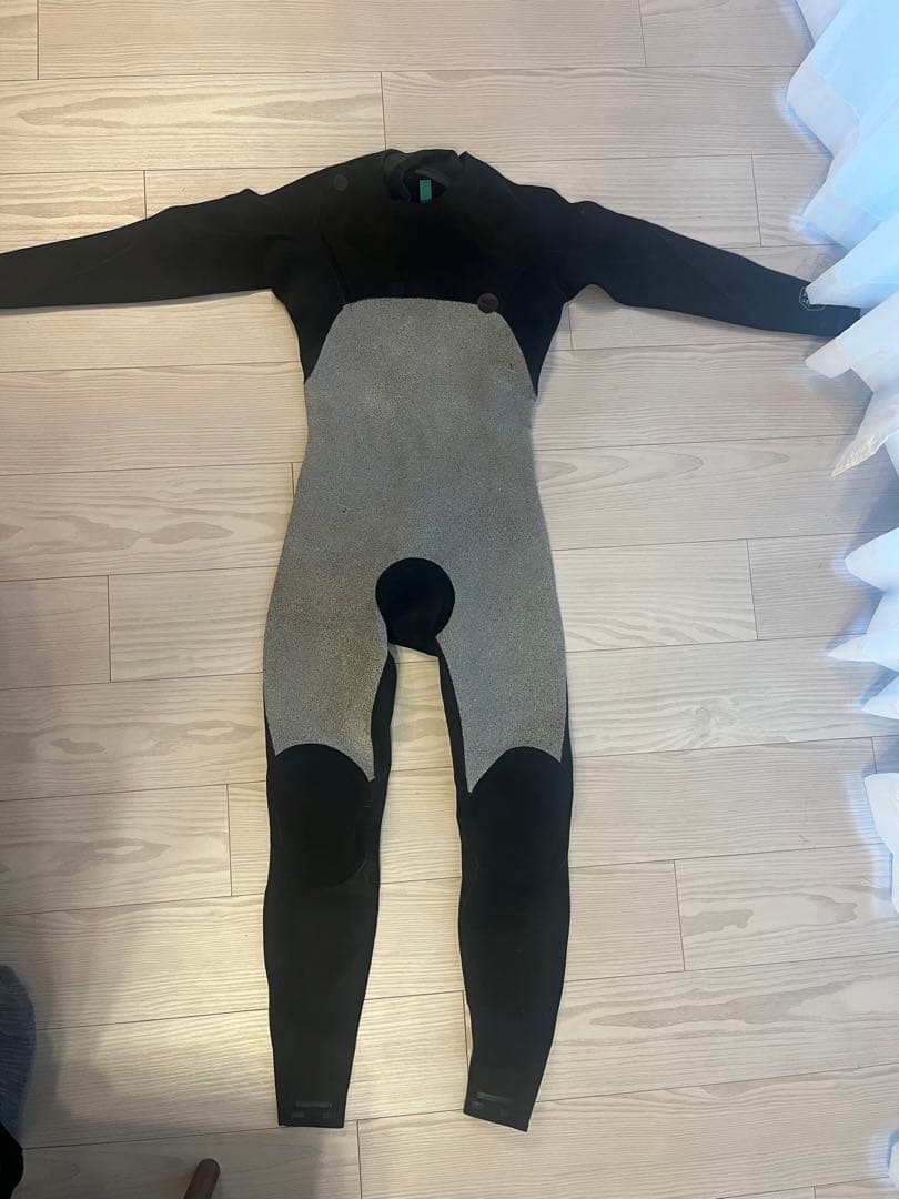 Vissla ウェットスーツ3x2ミリ