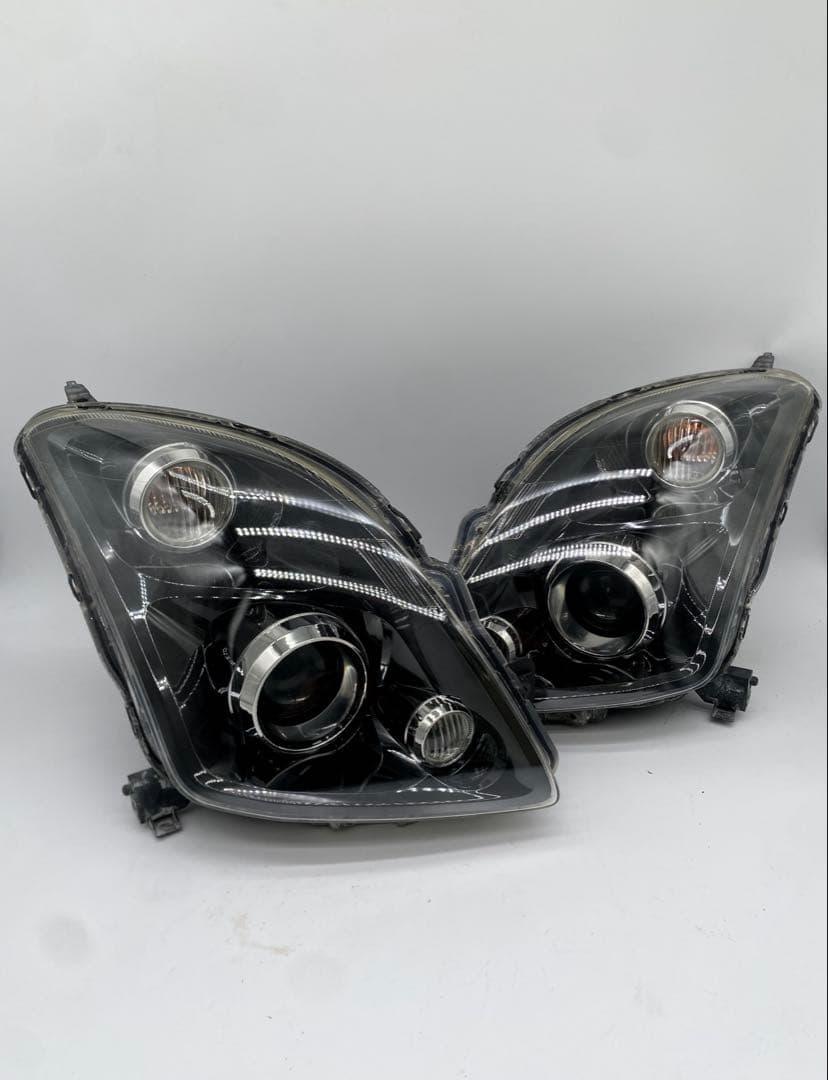 スズキ スイフトスポーツ ZC31S 純正 ヘッドライト 左右セット HID