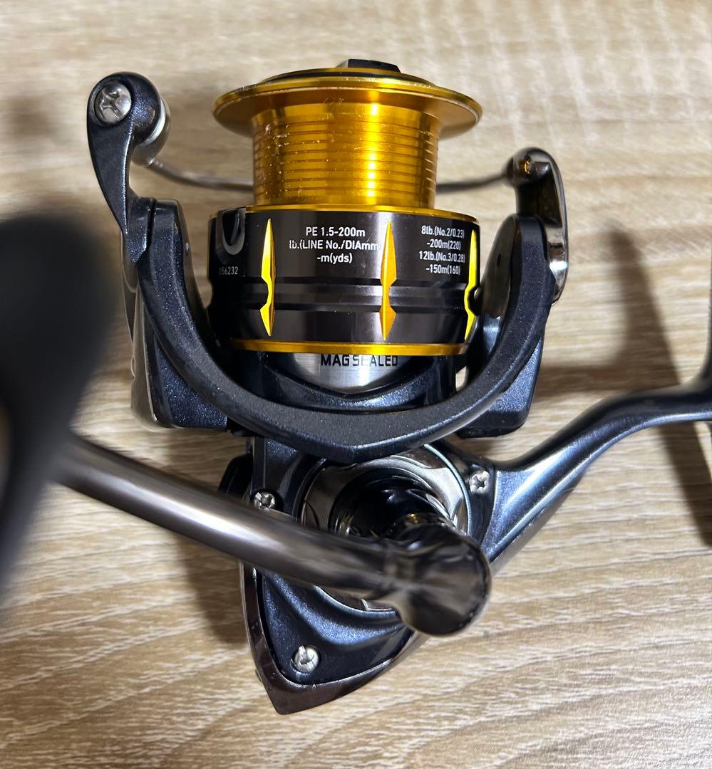 DAIWA ダイワ フリームス 2500 スピニングリール 本体のみ 24h発送