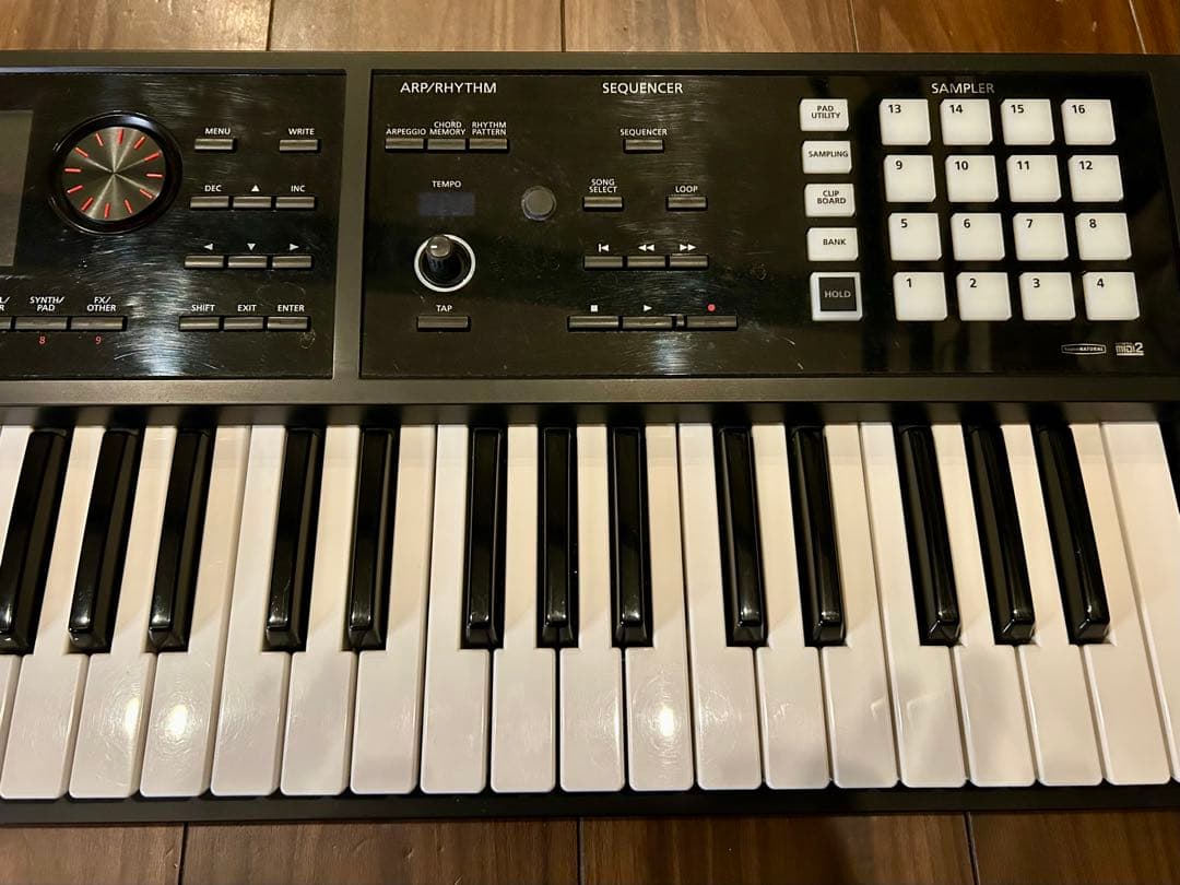 Roland FA-06 シンセサイザー 61鍵