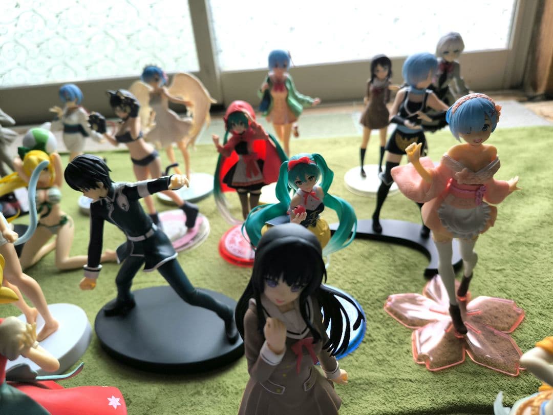 美少女フィギュア 40個 まとめ売りプライズ品 リゼロ 初音ミク
