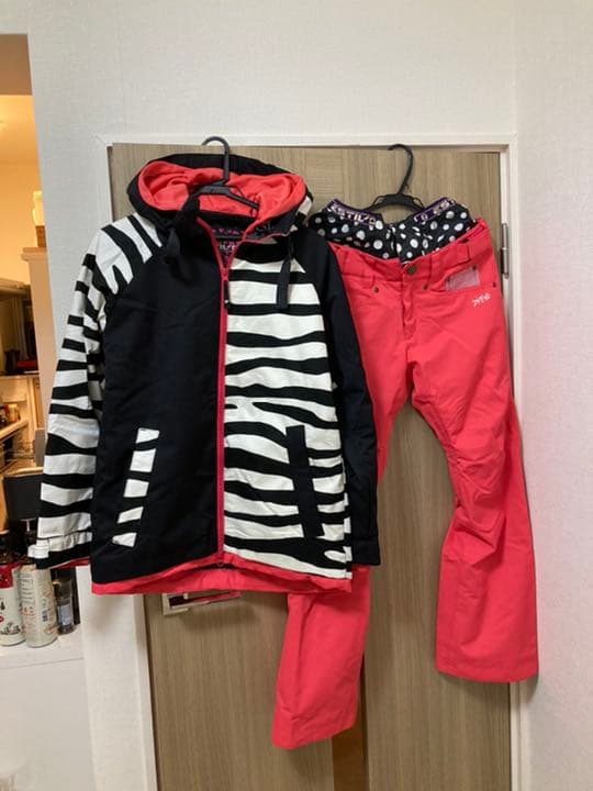 ESTIVOスノーボードウェア上下 超美品