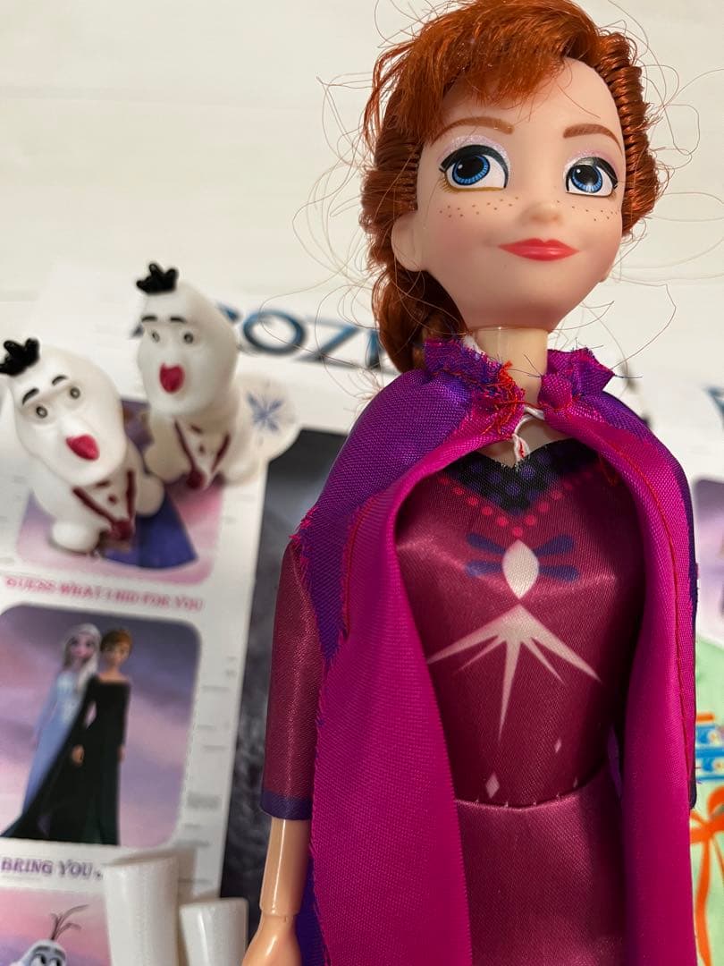 中古　ディズニーアナと雪の女王 II ドールセット 4体　オラフつき