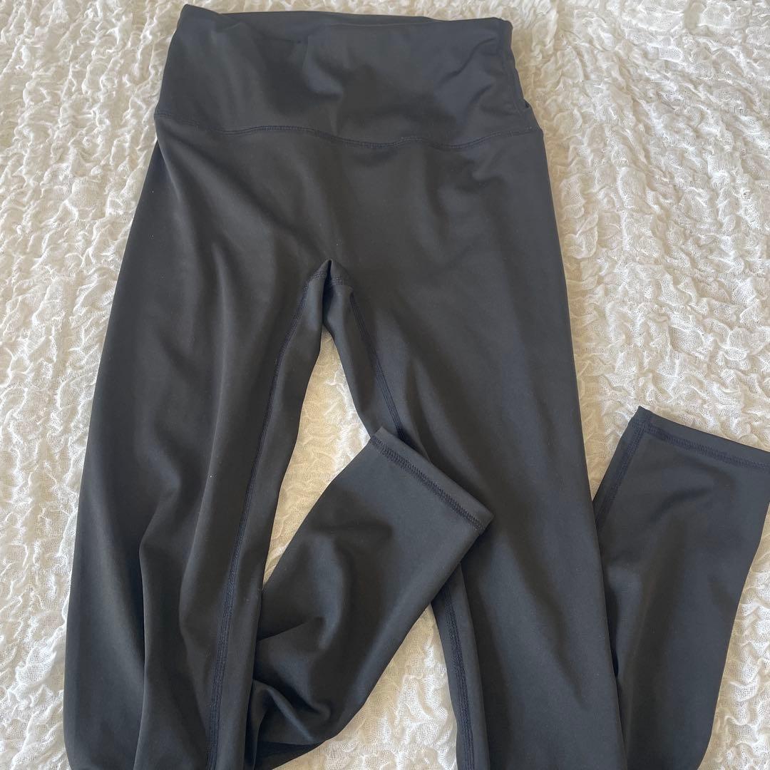 Lululemon ブラック ヨガパンツ ハイウエスト　未使用