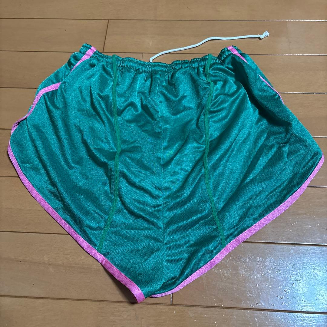 【大人気】　女子陸上　ランニングパンツ