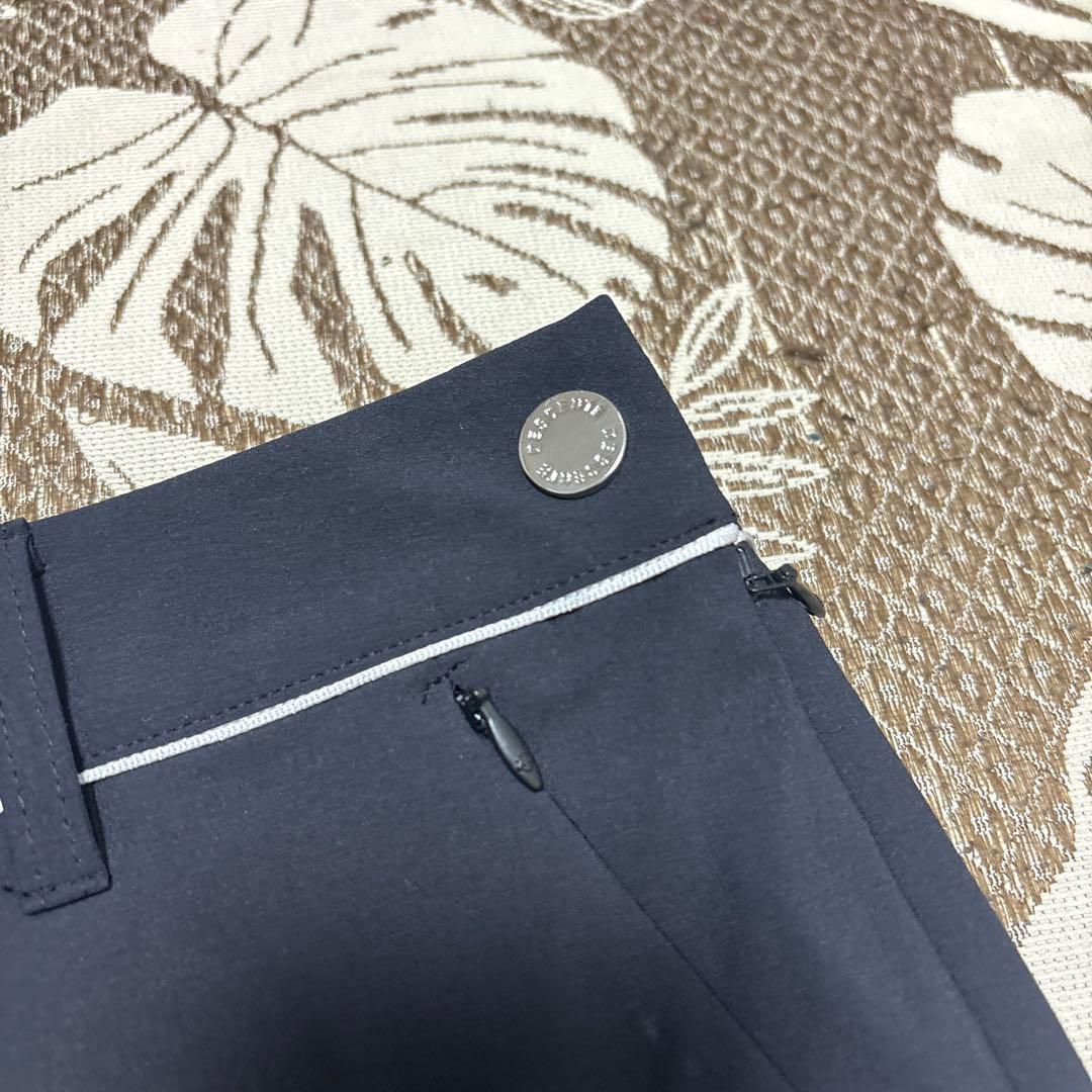 【デサントゴルフ】LUXEコレクション　裾ロゴ変形フレアスカート　インナー付　M