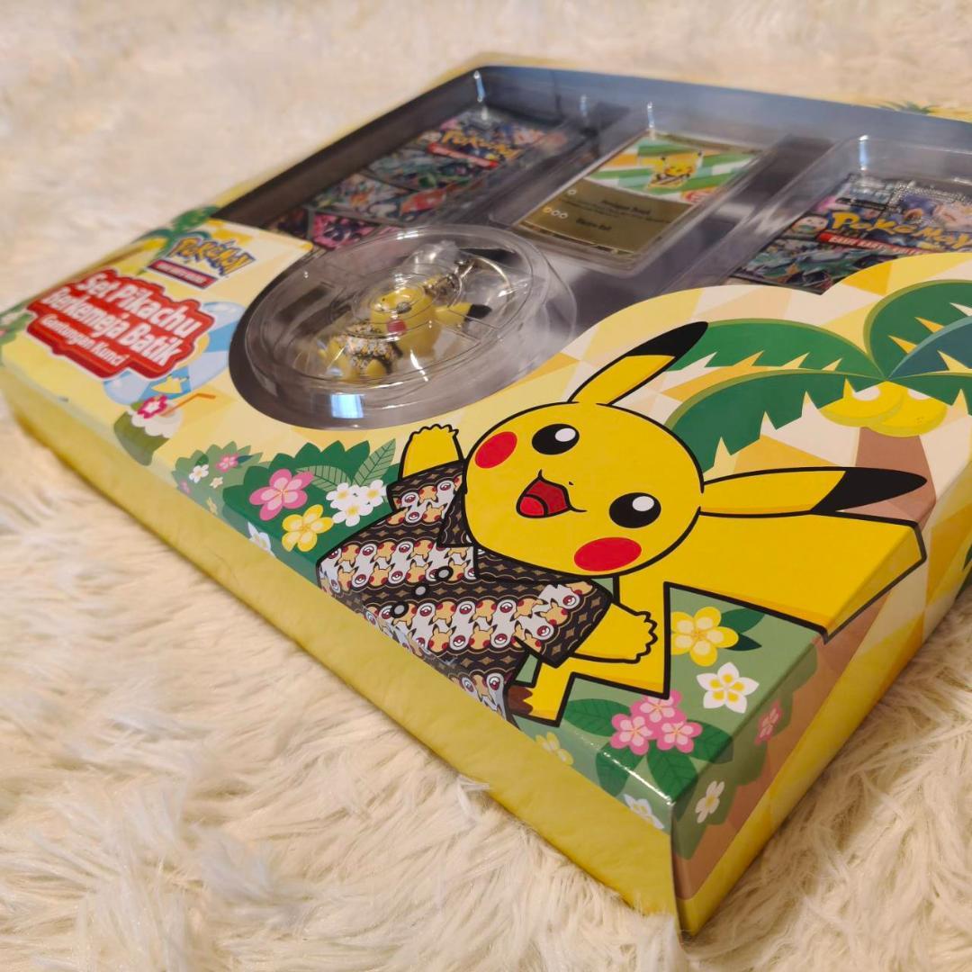 インドネシア限定品　ポケカ　ピカチュウセット　Batik Pikachu Box
