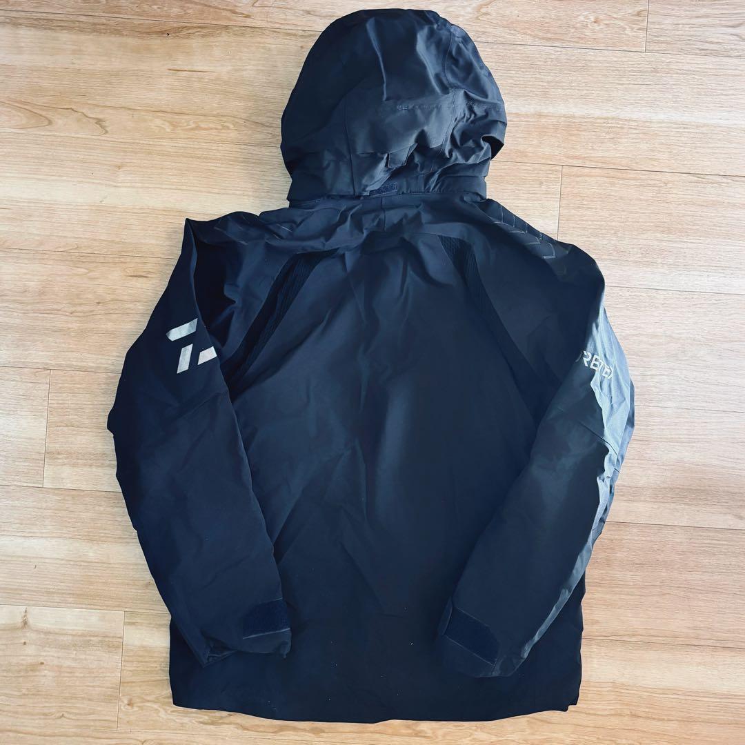 新品 DAIWA ダイワ GORE-TEX レインスーツ ウェア 釣り M