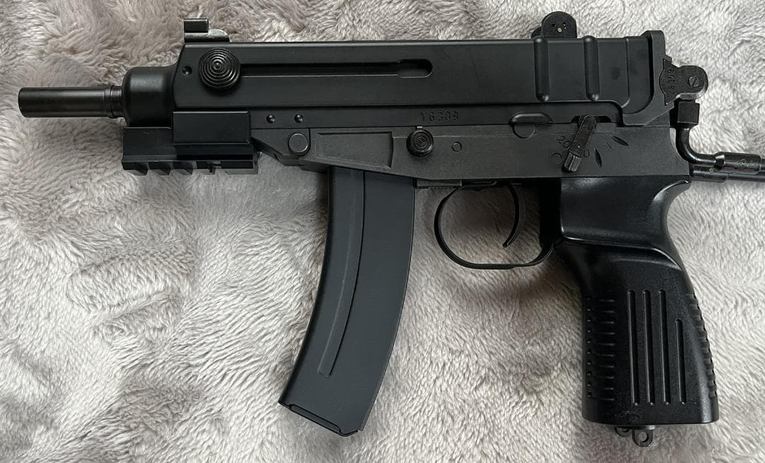 東京マルイ SCORPION61 電動コンパクトサブマシンガンセット