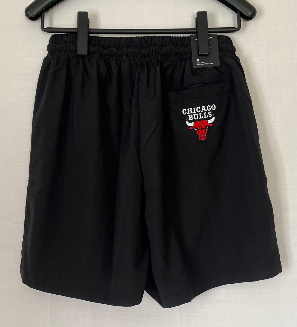 ☆新品☆M CHICAGO BULLS ショートパンツ　NBA バスケ　海外
