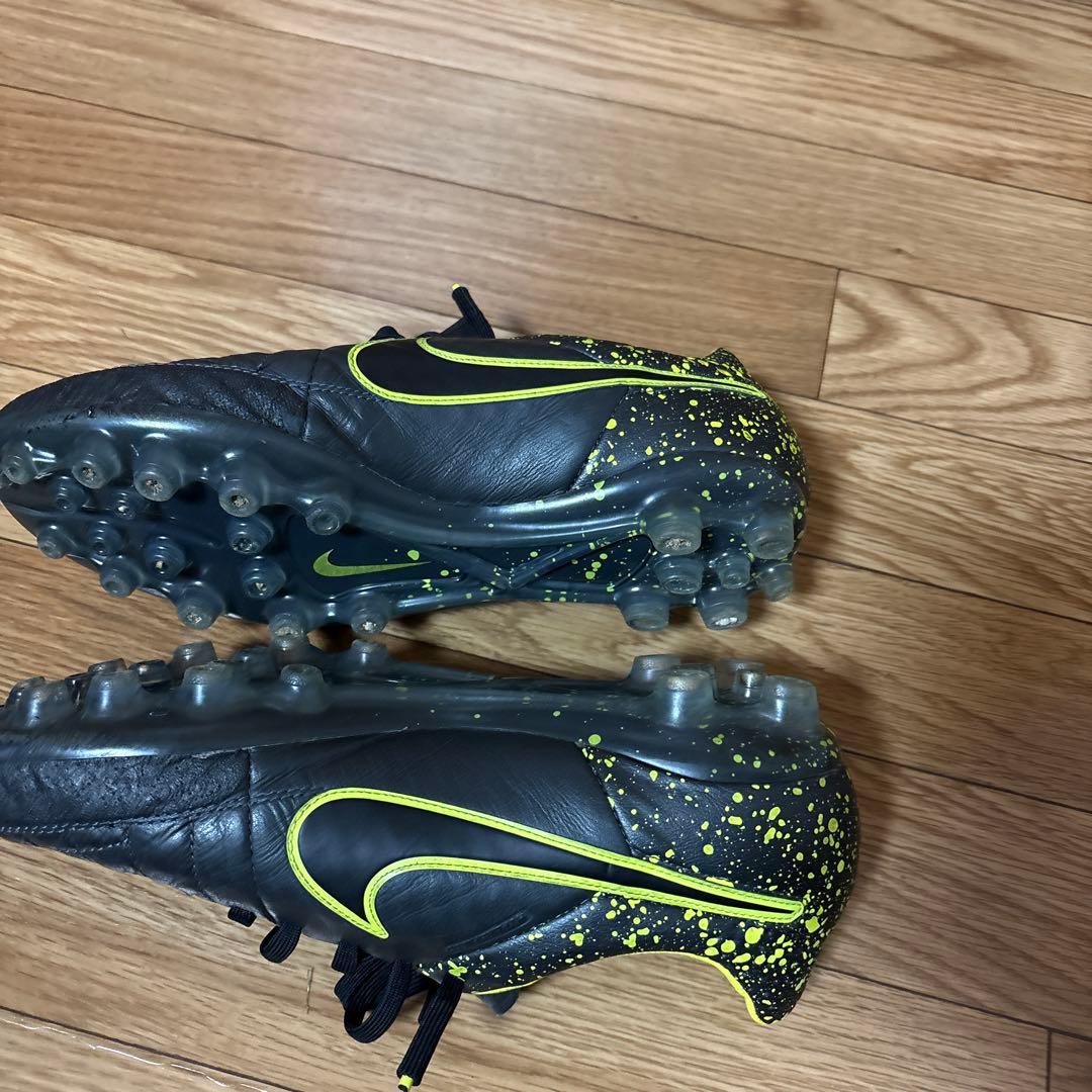 ナイキ NIKE サッカースパイク　ティエンポ　TIEMPO