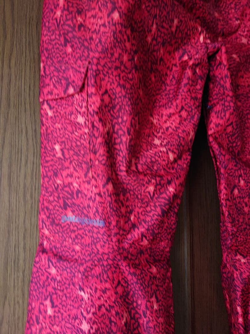 patagonia フード付きジャケットとスノーボードパンツセット