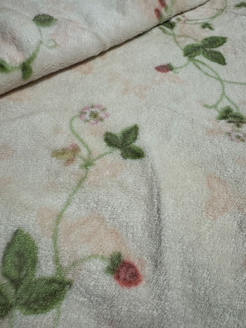 花柄　綿毛布