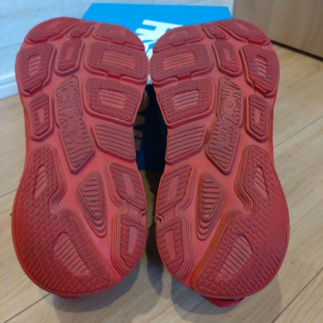 スパイク・シューズ HOKA ONE ONE BONDI7 25.5cm