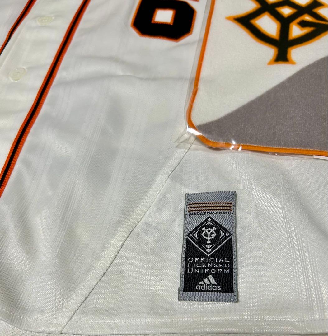 読売ジャイアンツ　ユニフォーム　アディダス製　坂本勇人選手　TGハンカチ付き