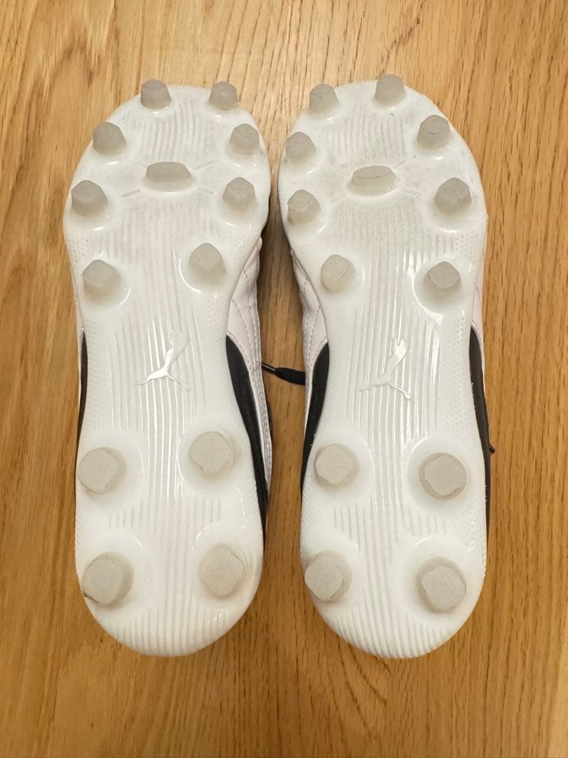 PUMAサッカースパイク土 天然芝 人工芝用 パラメヒコ SE プロ HG/AG