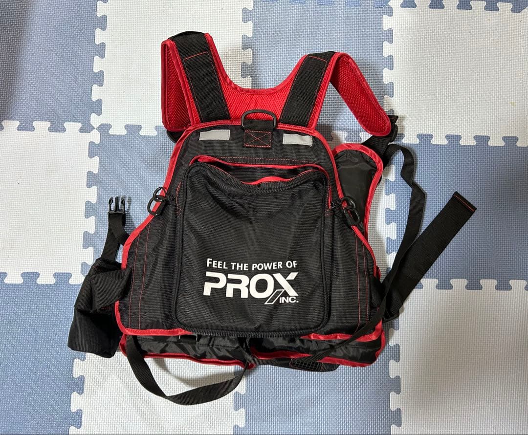 PROX フィッシングベスト 黒/赤、グローブ、フィッシュグリップ、ルアーセット