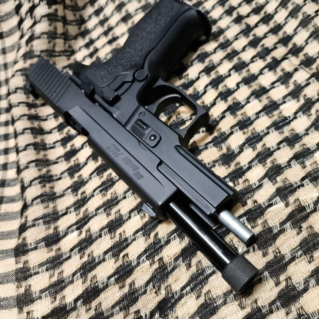 1 東京マルイ製　　シグ　ザウエル　P226　DETONATOR　アウターバレル