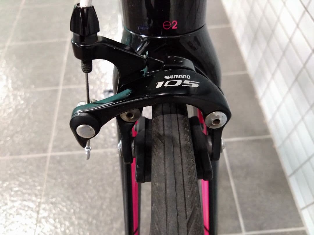 TREK　EMONDA　S5　カーボンフレーム　デュラホイール　神奈川　引取限定