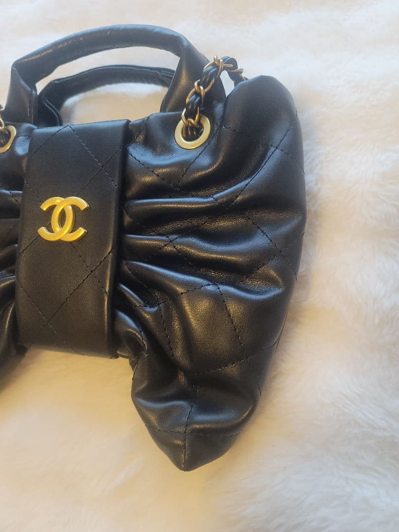 ノベルティ CHANEL ブラックリボンショルダーバッグ キルティング