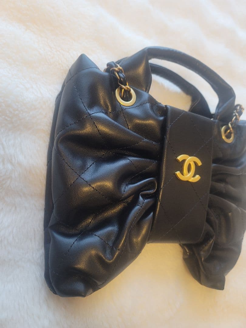 ノベルティ CHANEL ブラックリボンショルダーバッグ キルティング