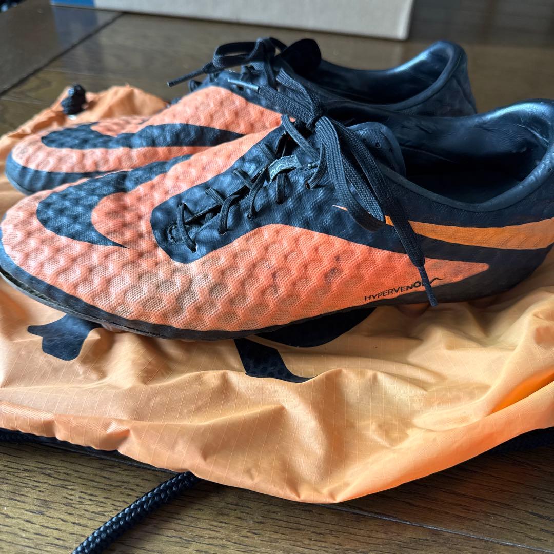ナイキ　NIKE ハイパーヴェノム ファントム HG-E　サッカースパイク