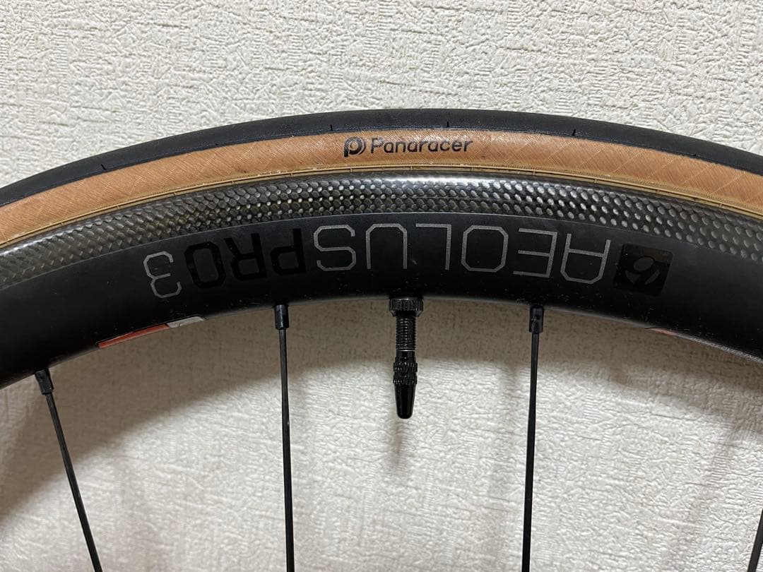 ボントレガー アイオロスPRO3 TLR リムブレーキ用 シマノフリー