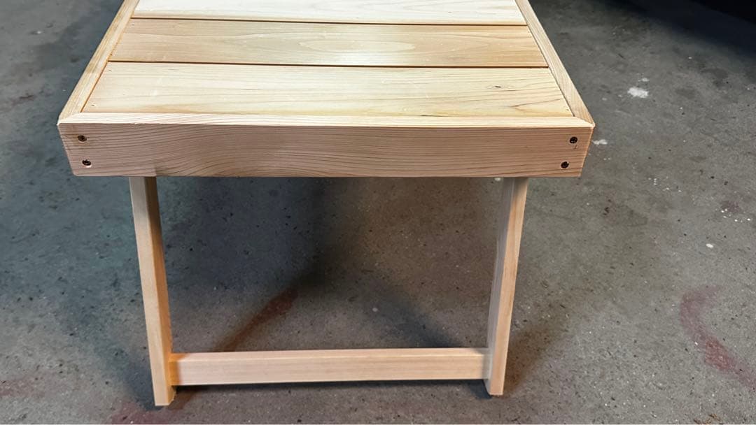 職人手作り！木製足折り畳み式テーブル！
