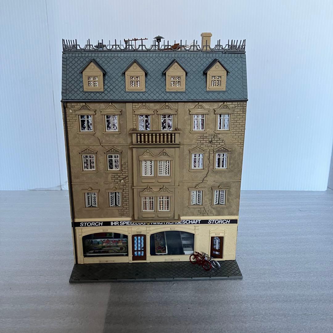 3F POLA ポーラ 1/87 西欧のビル おもちゃ屋 ジオラマ 完成品