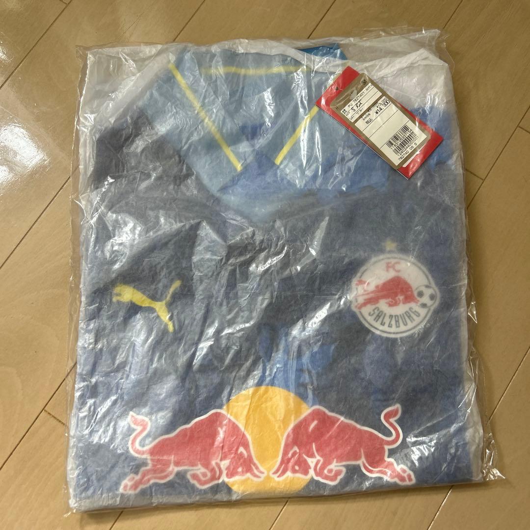 新品未使用★PUMA レッドブル限定コラボウェア