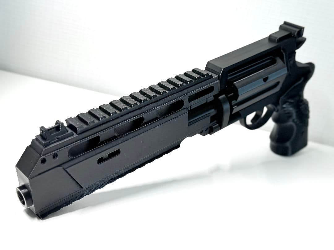 RE9 リボルバー コスプレ道具 玩具