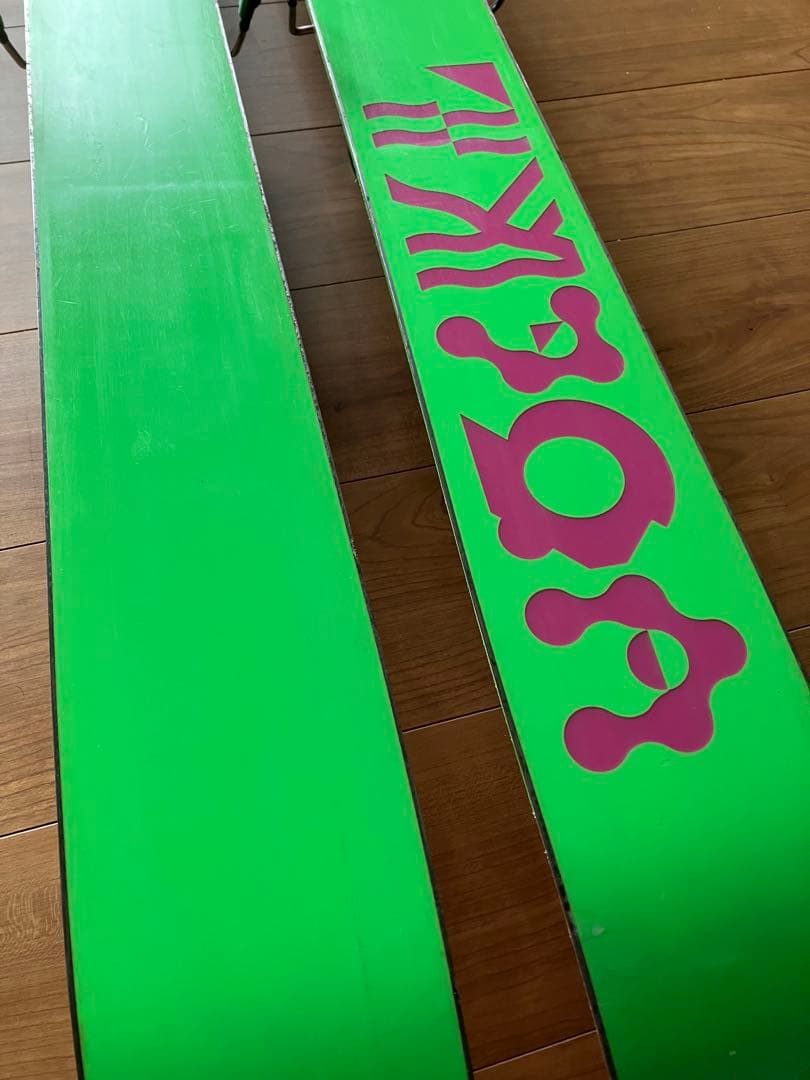 Volkl one Pink スキー板 166cm