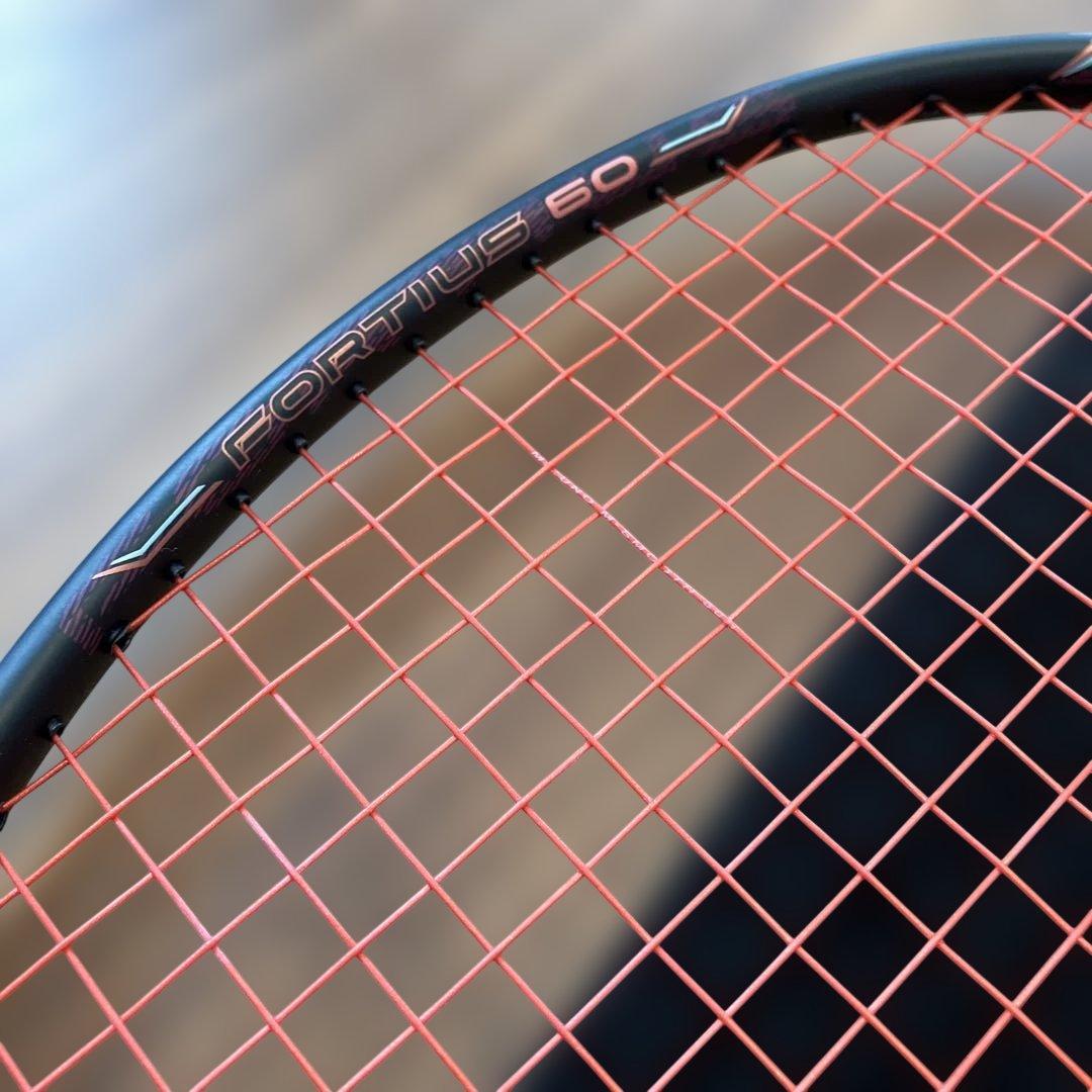 MIZUNO フォルティウス60 バドミントンラケット ケース付き