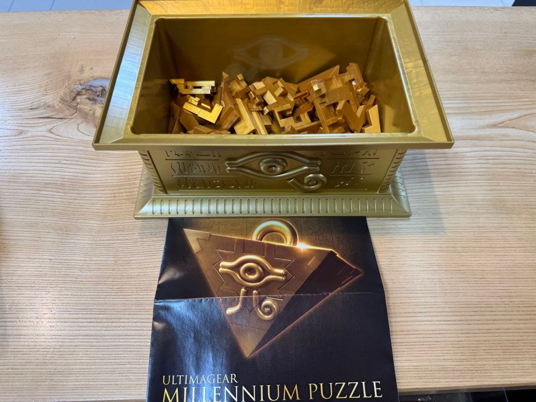 遊戯王　デュエルモンスターズ　プラモ　ULTIMAGEAR 千年パズル　黄金櫃