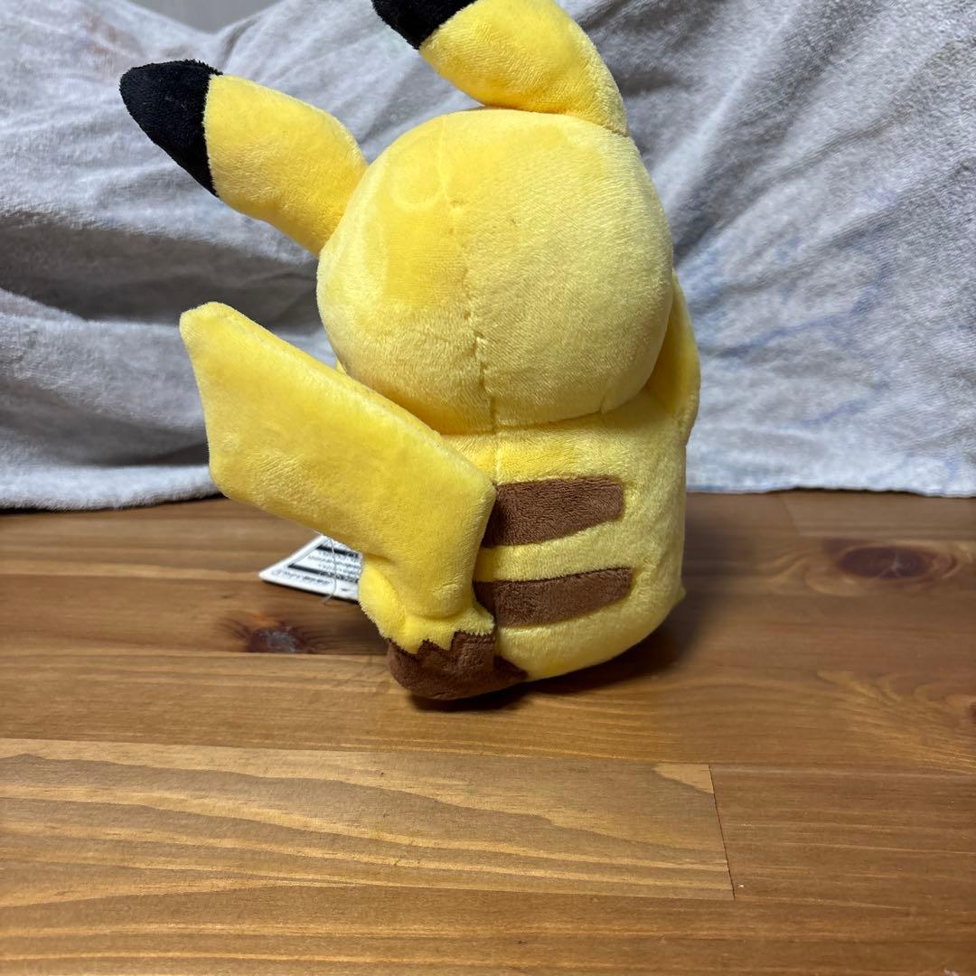 ムンクピカチュウ　ぬいぐるみ　タグつき
