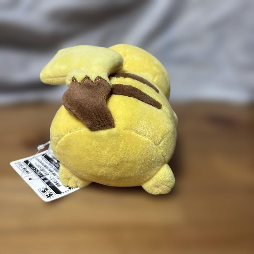 ムンクピカチュウ　ぬいぐるみ　タグつき