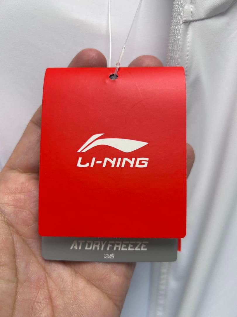 LI-NINGリーニン ランニングトップスMサイズ新品