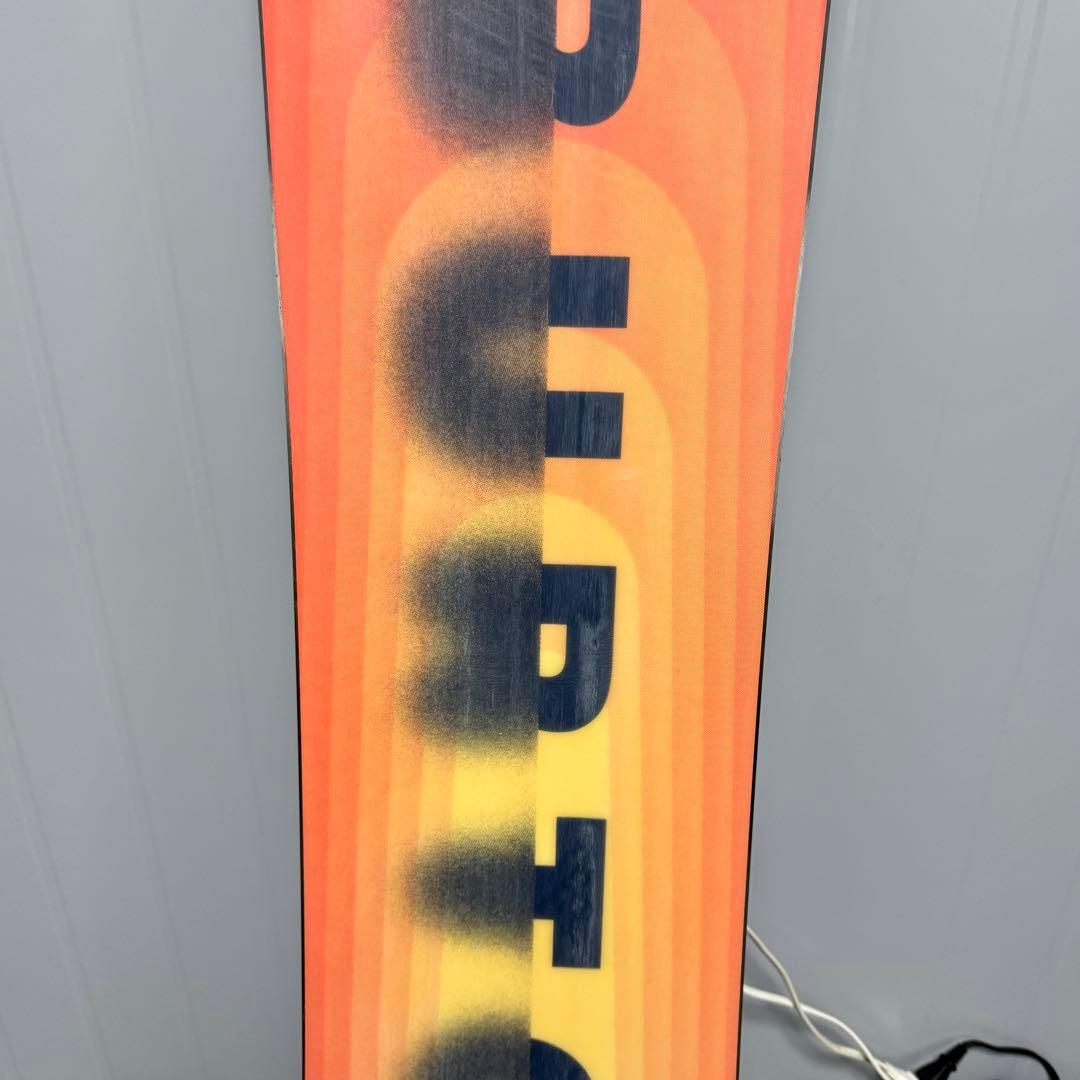 【超美品】BURTON バートン カスタム フライングV スノーボード 154