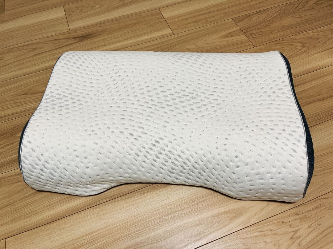 fu3【美品】フランスベッド LTショルダーフィットピロー