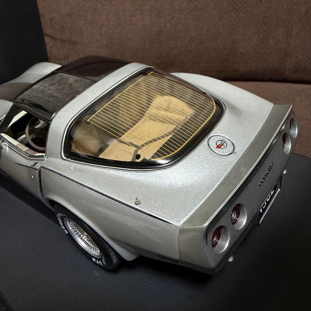 1982 Corvette Collector Edition ミニカー1/18