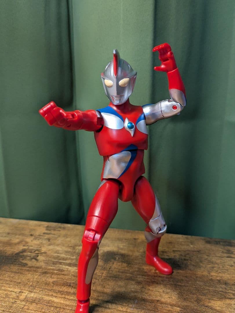 値下げ　ウルトラマンコスモス　コロナモード