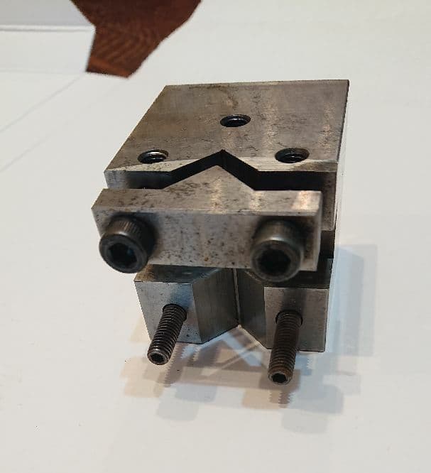 丸ピン加工用治具