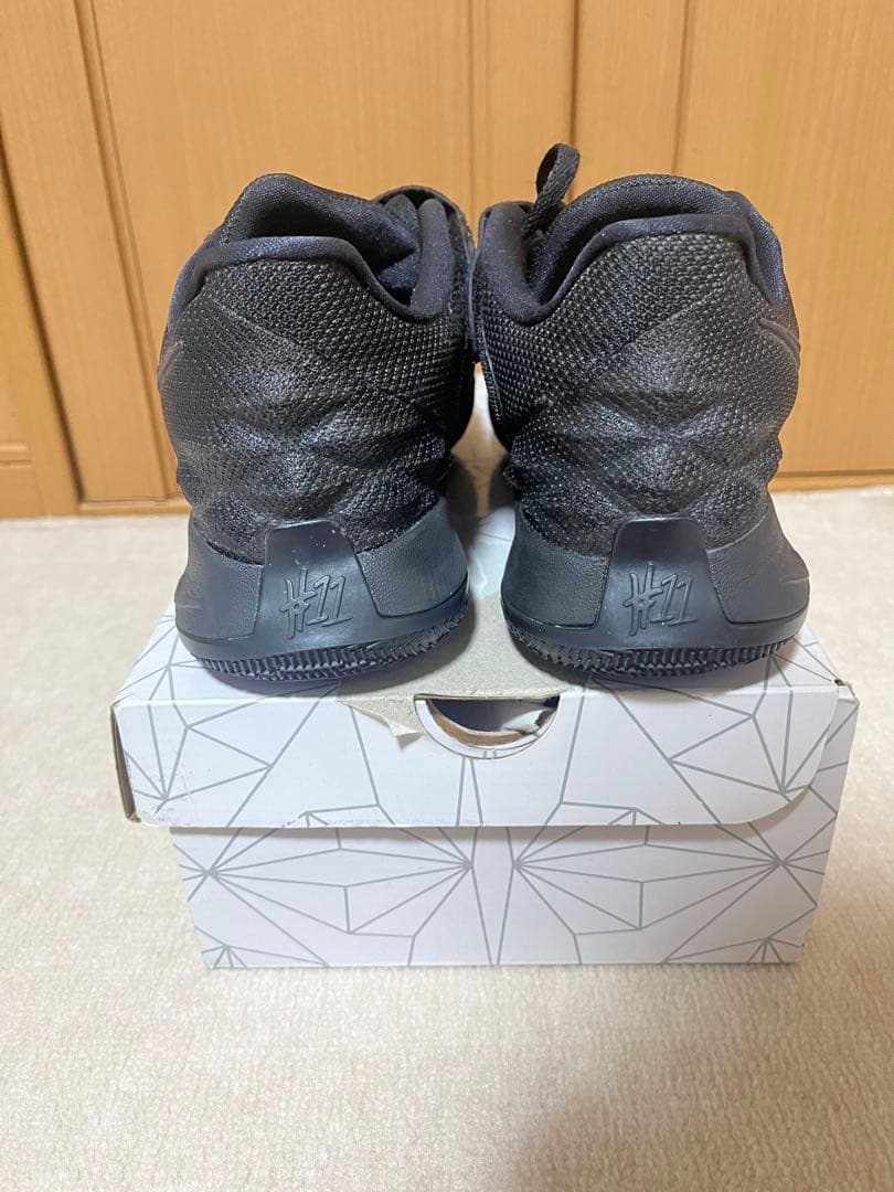 ナイキ NIKE カイリー ロー 1 Kyrie Low 1 ブラック 26.5