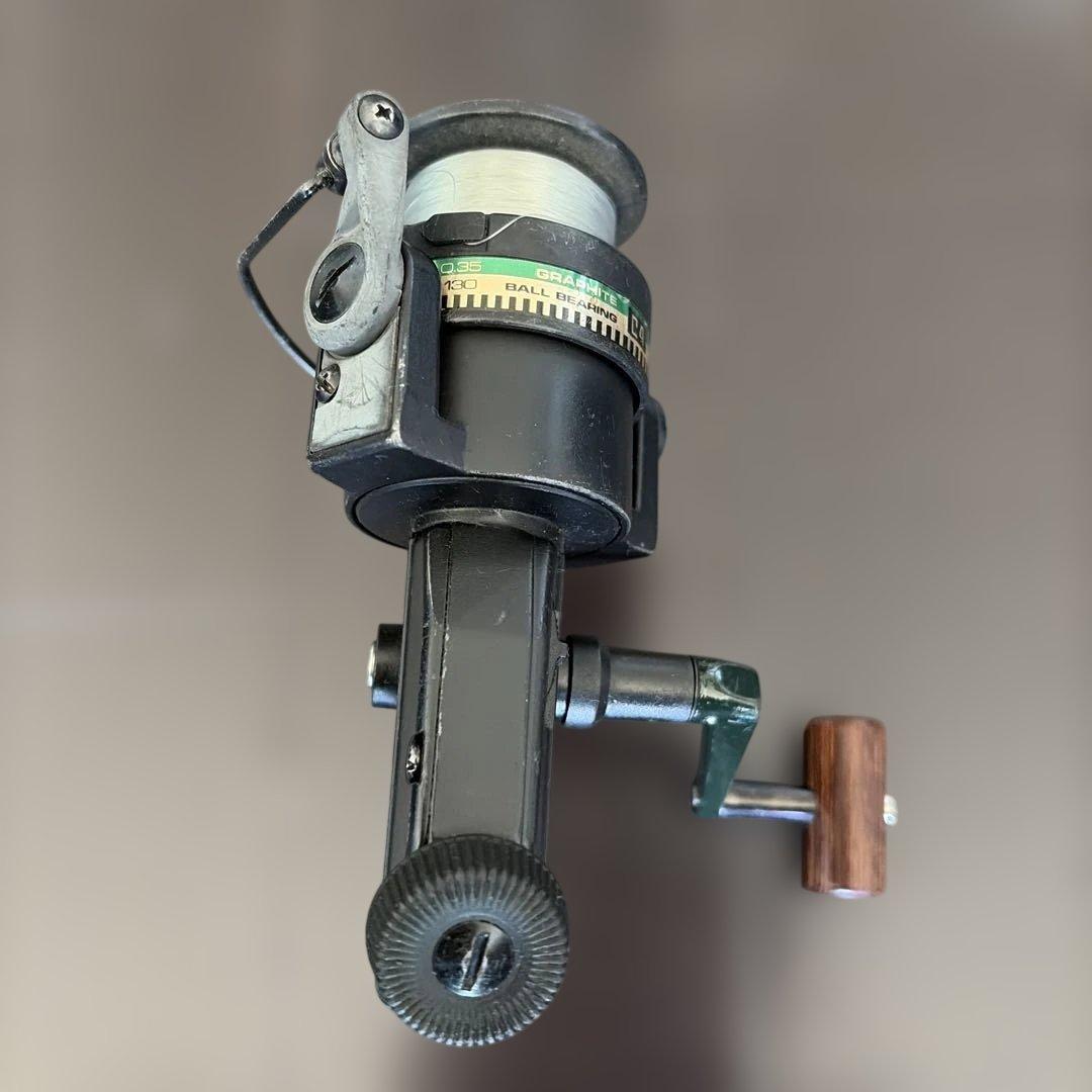 Abu Garcia Cardinal C4 スペアスプール付　※キャップ欠品