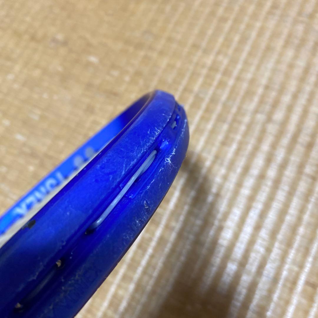 ヨネックス　テニスラケット　イーゾーン