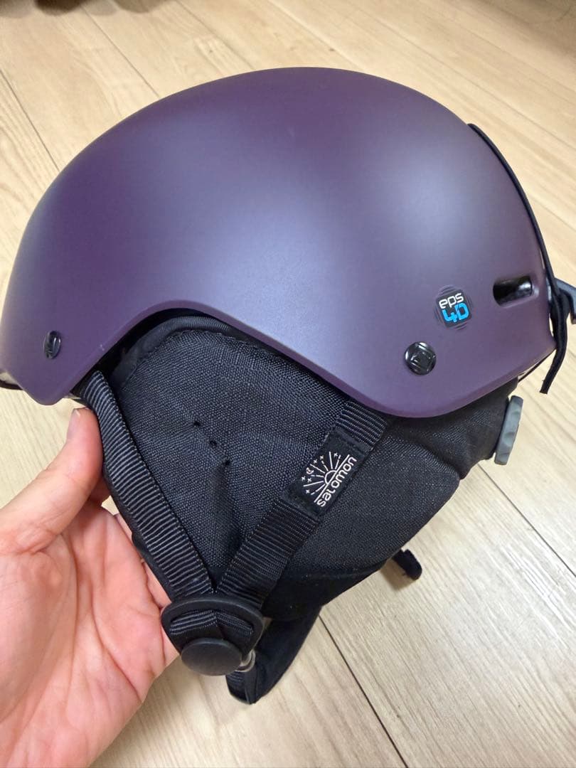 未使用salomonヘルメット　スノーボード　スキー　ウェアセット子ども用