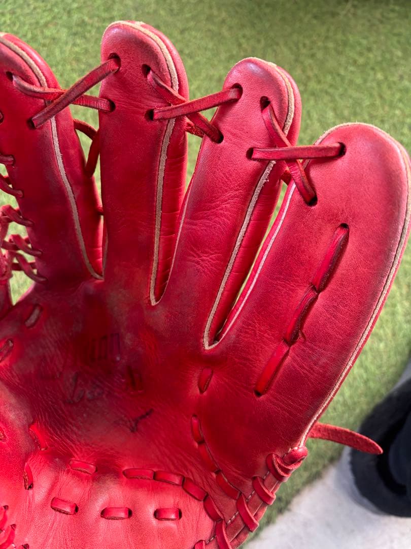 Mizuno 赤 軟式グローブ