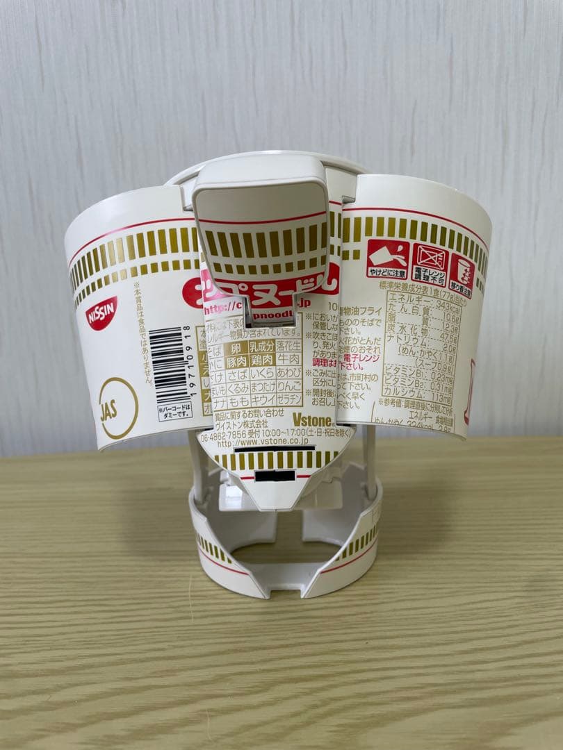 カップヌードルロボタイマー　しゃべる！動く！ 非売品 実働