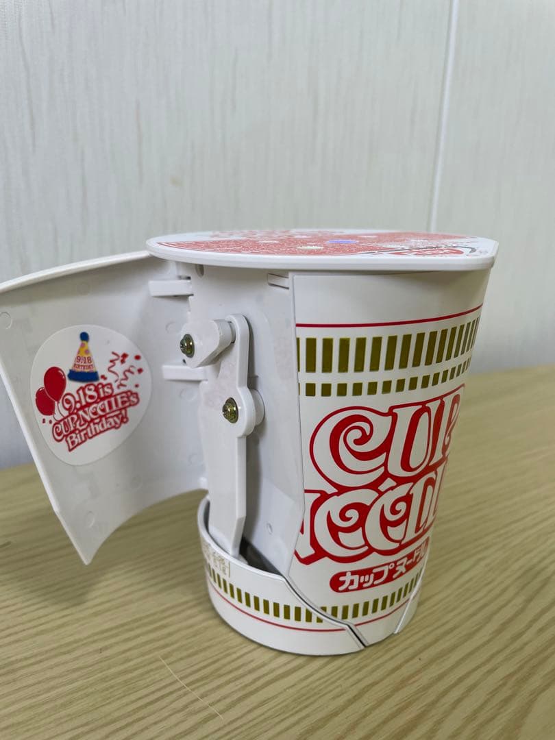 カップヌードルロボタイマー　しゃべる！動く！ 非売品 実働