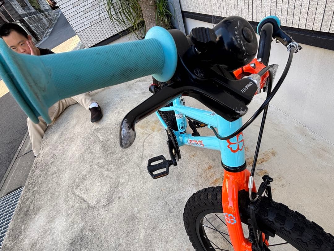 幼児用自転車 16インチ 水色 オレンジ　ヨツバサイクル